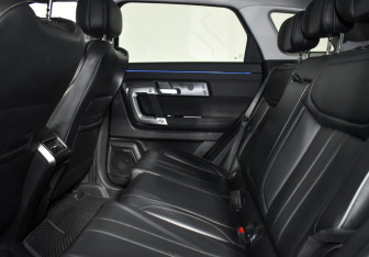 Подержанный автомобиль Jaecoo J7 2023 года (13 фото)
