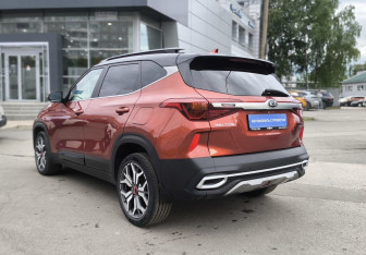 Подержанный автомобиль Kia Seltos 2020 года (6 фото)