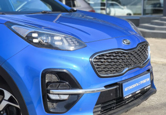 Подержанный автомобиль Kia Sportage 2018 года (8 фото)