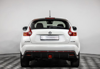 Подержанный автомобиль Nissan Juke Nismo 2013 года (5 фото)
