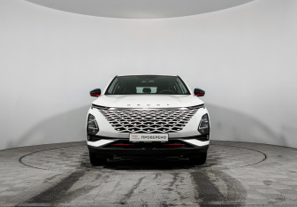 Подержанный автомобиль Omoda C5 2023 года (2 фото)