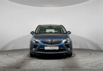 Подержанный автомобиль Opel Zafira Compactvan 2014 года (2 фото)