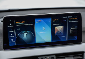 Подержанный автомобиль BMW X1 2018 года (15 фото)