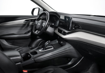Подержанный автомобиль Haval F7 2024 года (13 фото)