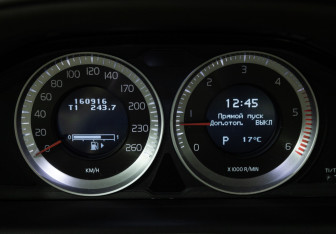 Подержанный автомобиль Volvo XC60 2012 года (12 фото)