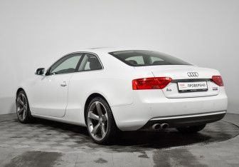 Подержанный автомобиль Audi A5 Coupe 2015 года (7 фото)