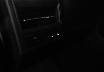 Подержанный автомобиль Omoda C5 2023 года (21 фото)