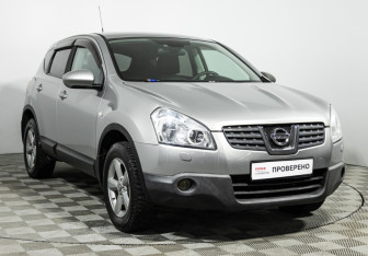 Подержанный автомобиль Nissan Qashqai 2008 года (3 фото)