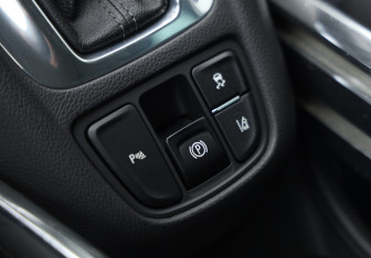 Подержанный автомобиль Opel Zafira Compactvan 2014 года (22 фото)