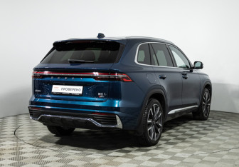 Подержанный автомобиль Geely Monjaro 2023 года (5 фото)