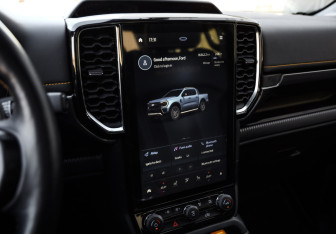 Подержанный автомобиль Ford Ranger 2024 года (18 фото)