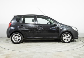 Подержанный автомобиль Chevrolet Aveo Hatchback 2008 года (4 фото)