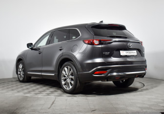 Подержанный автомобиль Mazda CX-9 2017 года (7 фото)