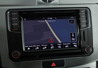 Подержанный автомобиль Volkswagen Passat Sedan 2014 года (16 фото)