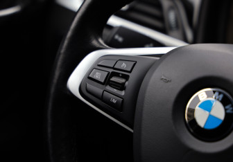 Подержанный автомобиль BMW X1 2019 года (12 фото)