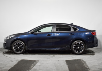 Подержанный автомобиль Kia Cerato Sedan 2020 года (8 фото)