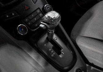 Подержанный автомобиль Chevrolet Orlando 2013 года (12 фото)