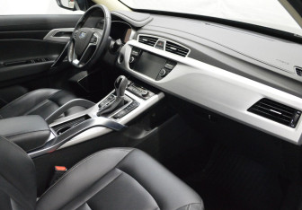 Подержанный автомобиль Geely Atlas 2018 года (12 фото)