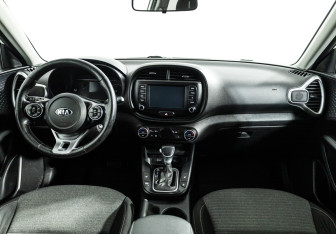 Подержанный автомобиль Kia Soul 2020 года (13 фото)