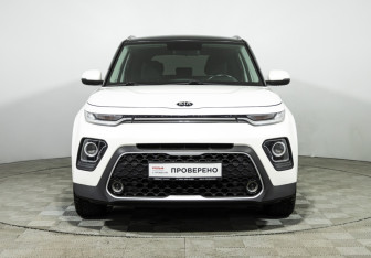Подержанный автомобиль Kia Soul 2021 года (2 фото)