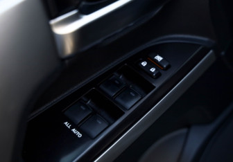 Подержанный автомобиль Toyota Land Cruiser Suv 2019 года (28 фото)