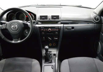 Подержанный автомобиль Mazda 3 Sedan 2008 года (14 фото)