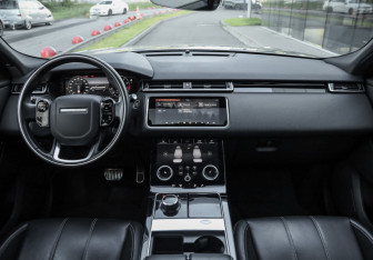 Подержанный автомобиль Land Rover Range Rover Velar 2019 года (14 фото)