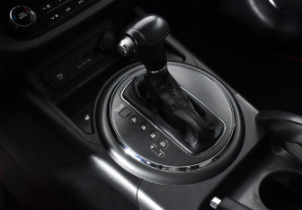 Подержанный автомобиль Kia Sportage 2012 года (14 фото)