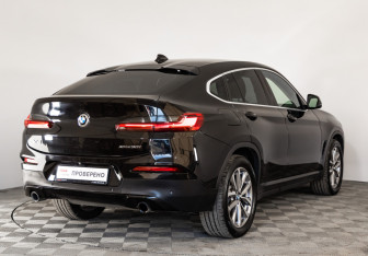 Подержанный автомобиль BMW X4 2019 года (5 фото)