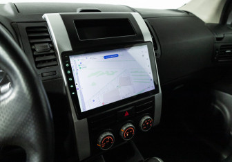 Подержанный автомобиль Nissan X-Trail 2011 года (15 фото)