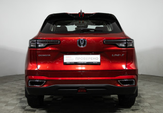 Подержанный автомобиль Changan CS55PLUS 2024 года (6 фото)