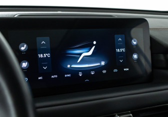 Подержанный автомобиль Exeed TXL 2022 года (19 фото)