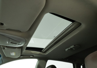 Подержанный автомобиль Infiniti QX60 2014 года (17 фото)