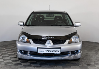 Подержанный автомобиль Mitsubishi Lancer Sedan 2007 года (2 фото)