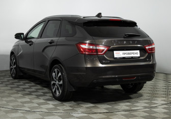 Подержанный автомобиль LADA (ВАЗ) Vesta Wagon 2019 года (7 фото)