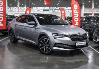 Подержанный автомобиль Skoda Superb Liftback 2024 года (5 фото)