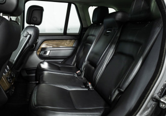 Подержанный автомобиль Land Rover Range Rover 2018 года (10 фото)