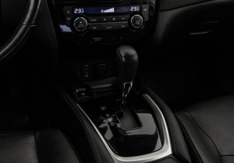 Подержанный автомобиль Nissan Qashqai 2019 года (13 фото)