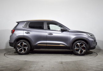 Подержанный автомобиль Chery Tiggo 4 Pro 2023 года (4 фото)