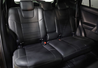Подержанный автомобиль Toyota RAV4 2019 года (25 фото)