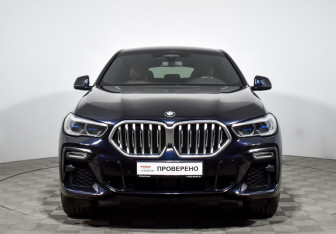 Подержанный автомобиль BMW X6 2019 года (2 фото)