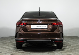 Подержанный автомобиль Hyundai Solaris Sedan 2021 года (6 фото)