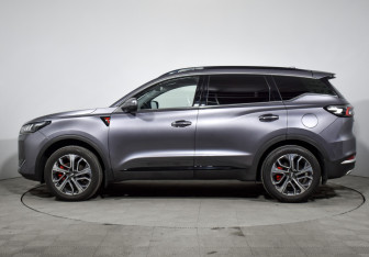 Подержанный автомобиль Chery Tiggo 7 Pro Max 2024 года (8 фото)