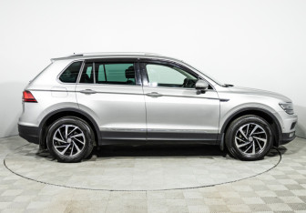 Подержанный автомобиль Volkswagen Tiguan 2018 года (4 фото)