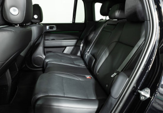 Подержанный автомобиль LiXiang L6 2024 года (10 фото)