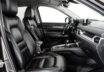 Подержанный автомобиль Mazda CX-5 2018 года (20 фото)