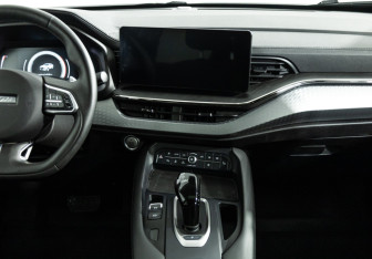 Подержанный автомобиль Haval F7x 2024 года (14 фото)