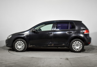 Подержанный автомобиль Volkswagen Golf Wagon 2009 года (8 фото)