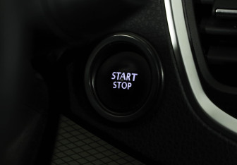 Подержанный автомобиль LADA (ВАЗ) Vesta Sedan 2023 года (14 фото)