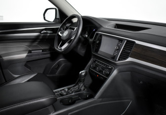 Подержанный автомобиль Volkswagen Atlas 2021 года (15 фото)